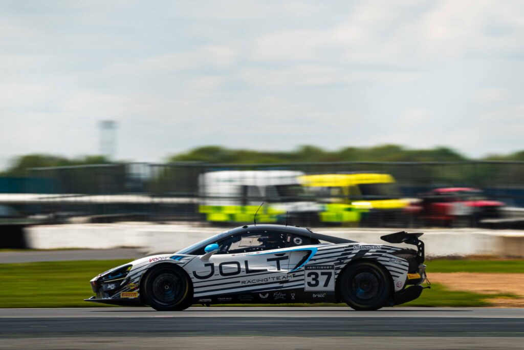 Jolt Racing’s car #37 at the Silverstone 500.
Rupert Williams & John Ingram in their McLaren Artura GT4