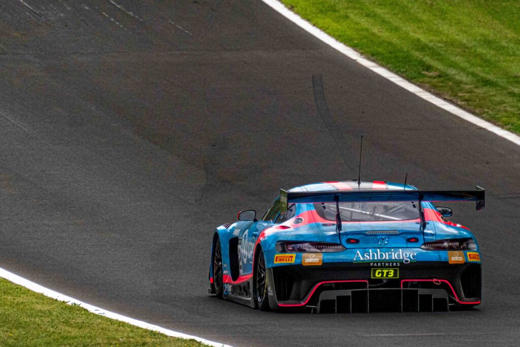 2Seas Motorsport with Kiern Jewiss & Charles Dawson Heading to the top of the Podium at Brands Hatch 2025