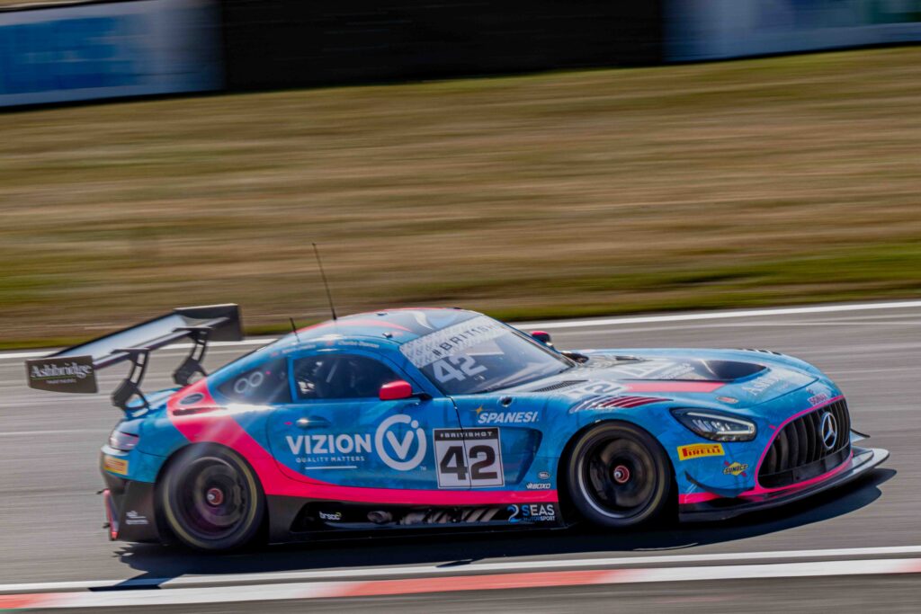 2Seas Motorsport with Kiern Jewiss & Charles Dawson Heading to the top of the Podium at Brands Hatch 2025