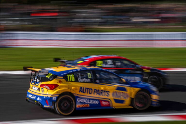 Ash Sutton & Chris Smiley at the Season Finale of the 2025 Kwik Fit British Touring Car Championship