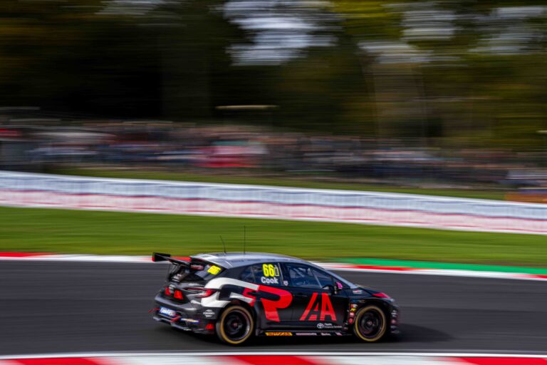 Round 28 of the BTCC, British Touring Car Championship Brands Hatch Sept 2025