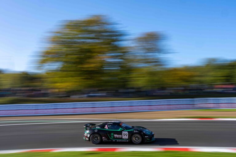 Porsche Sprint Challenge, Brands Hatch, UK