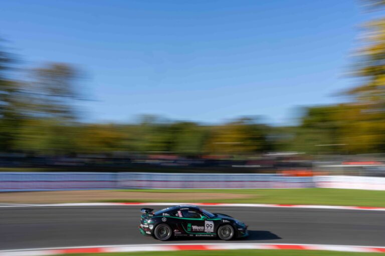 Porsche Sprint Challenge, Brands Hatch, UK