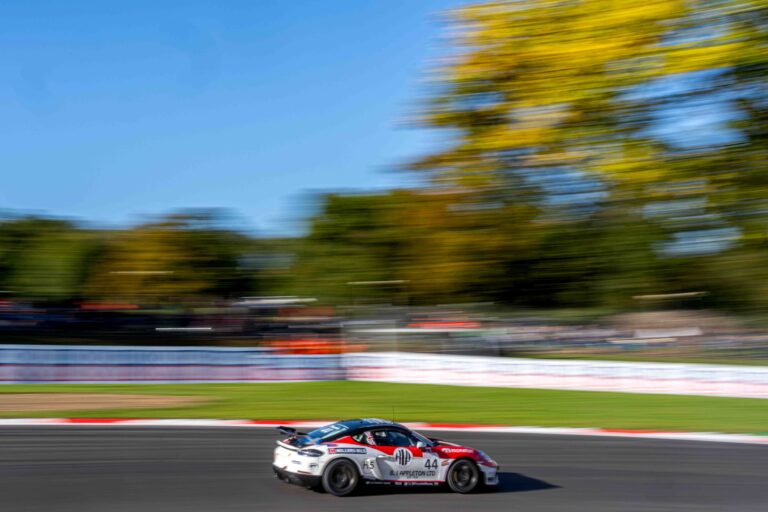 Porsche Sprint Challenge, Brands Hatch, UK