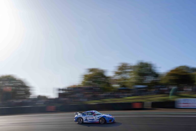 Porsche Sprint Challenge, Brands Hatch, UK