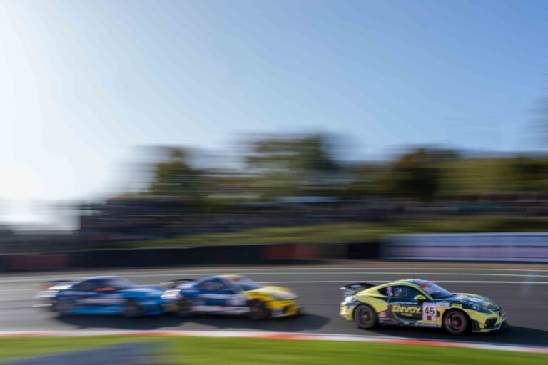 Porsche Sprint Challenge, Brands Hatch, UK