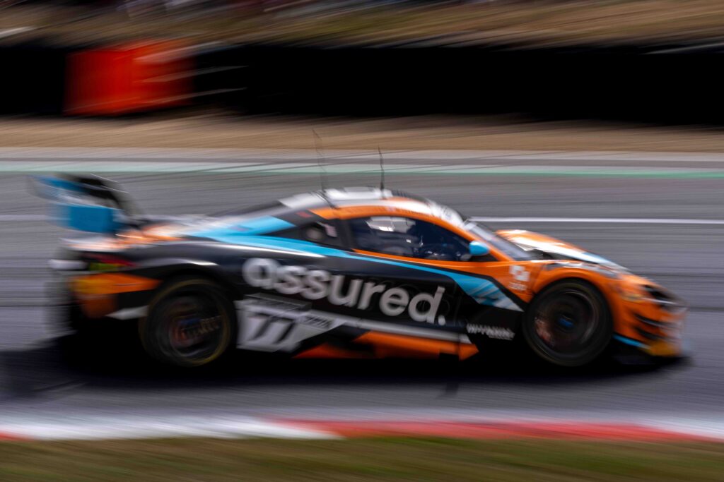 Optimum Motorsport Morgan Tillbrook & Marvin Kirchhöfer McLaren 720S GT3 Evo GT4 British GT Championship Brands Hatch 2025