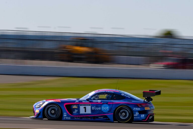 Car #1 Charles Dawson & Kiern Jewiss In a Mercedes-AMG GT3 Evo For 2 Seas Motorsport