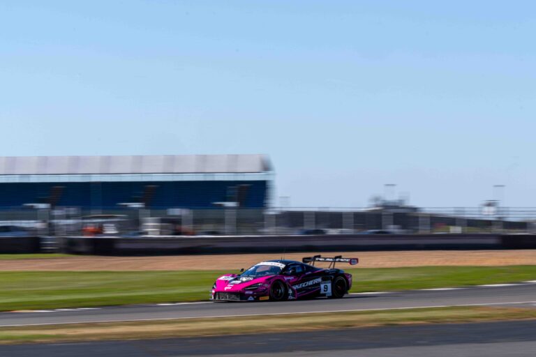 Car #9 Mark Smith & Martin Plowman In a McLaren 720S GT3 Evo For Paddock Motorsport