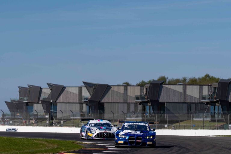 Car #18 Kevin Tse & Ben Green In a Mercedes-AMG GT3 Evo For 2 Seas Motorsport