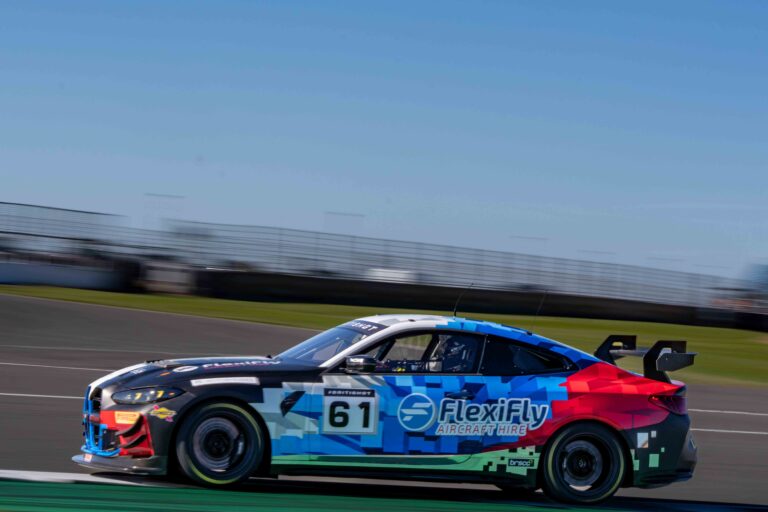 Car #61 Ernie Graham & Colin Turkington In a BMW M4 GT4 Evo For WSR Flexifly