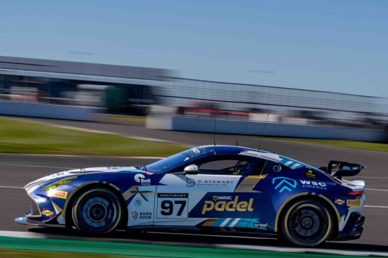 xCar #97 John Hartshorne & Ronan Pearson In a Aston Martin Vantage AMR GT4 Evo For Stratton Motorsport