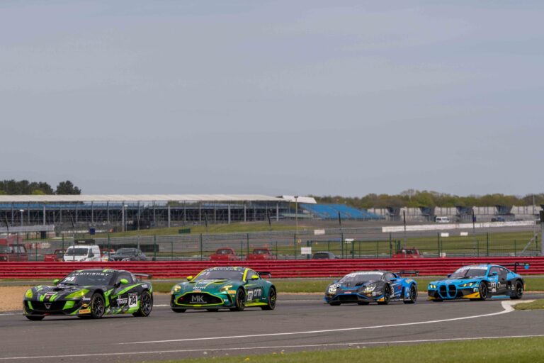 Car #21 Will Orton & Jessica Hawkins In a Aston Martin Vantage AMR GT4 Evo For MK Racing