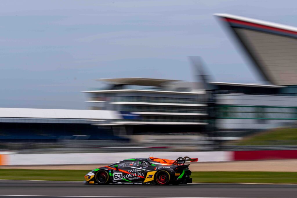 Car #63 Rob Collard & Hugo Cook In a Lamborghini Huracan GT3 Evo2 For Barwell Motorsport
