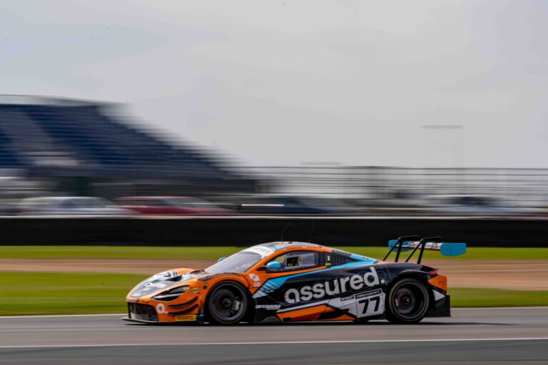 Car #77 Morgan Tillbrook & Ben Barnicoat In a McLaren 720S GT3 Evo For Optimum Motorsport