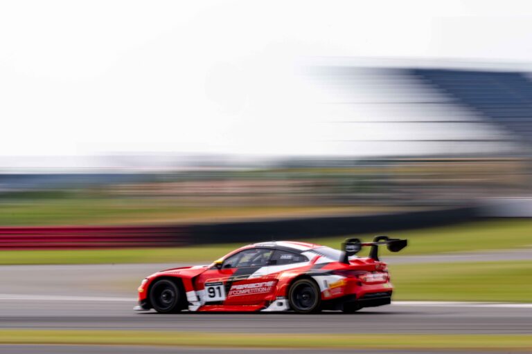 Car #91 Darren Leung & Dan Harper In a BMW M4 GT3 Evo For Paradine Competition