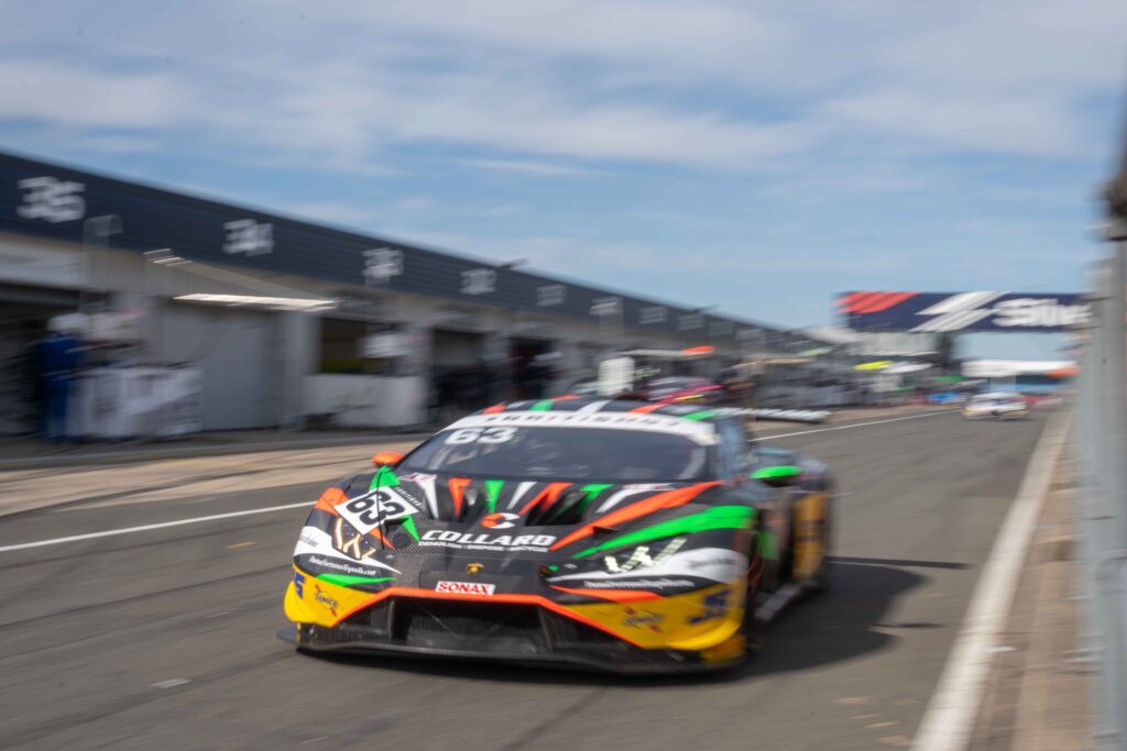 Car #63 Rob Collard & Hugo Cook In a Lamborghini Huracan GT3 Evo2 For Barwell Motorsport
