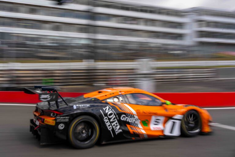 Car #5 Mikey Porter & Guilherme Oliveira In a McLaren 720S GT3 EVO For Optimum Motorsport