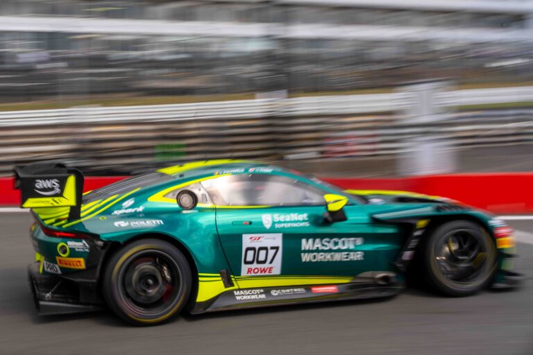 Car #7 Nicki Thiim & Kobe Pauwels In a Aston Martin Vantage AMR GT3 EVO For Comtoyou Racing