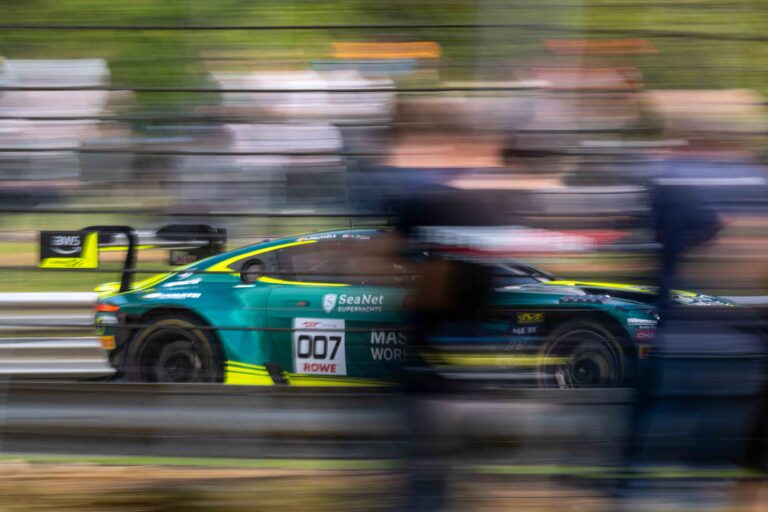 Car #21 Oliver Söderström & Arthur Dorison In a Aston Martin Vantage AMR GT3 EVO For Comtoyou Racing