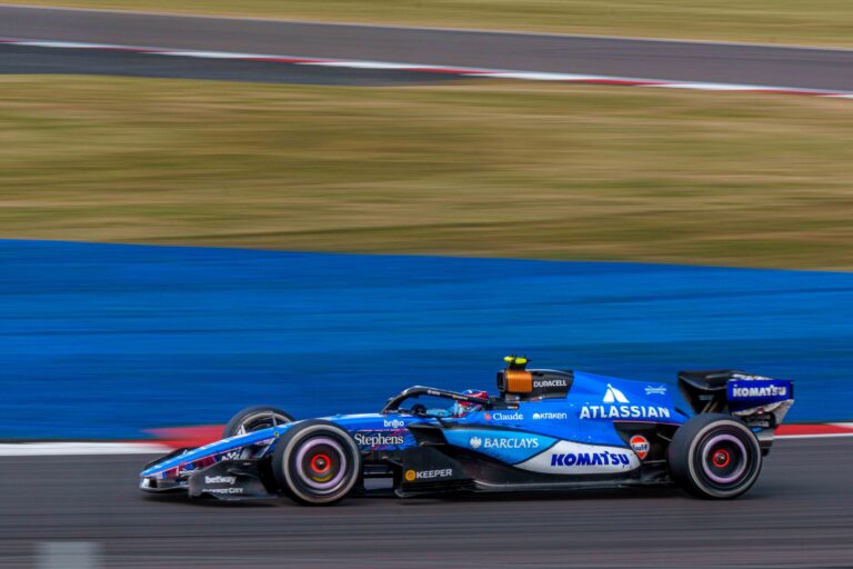 Car #55 Carlos Sainz for Williams during the Feature Race at the British Formula 1 Grand Prix