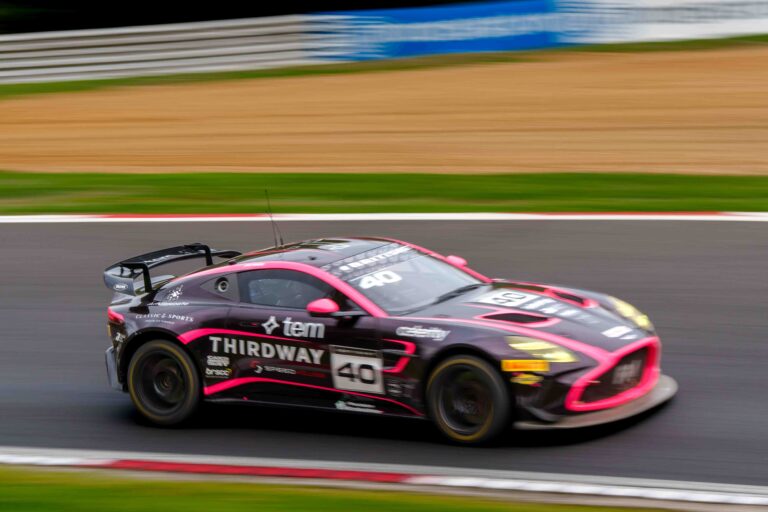 Car #40 Driven By James Townsend in GT4 during the Feature Race at the British GT Season Finale