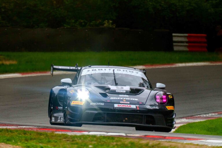 Car #9 Driven By Mark Smith & Martin Plowman in GT3 during the Feature Race at the British GT Season Finale
