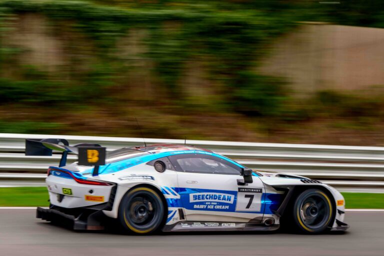 Car #7 Driven By Andrew Howard & Ross Gunn in GT3 during the Feature Race at the British GT Season Finale